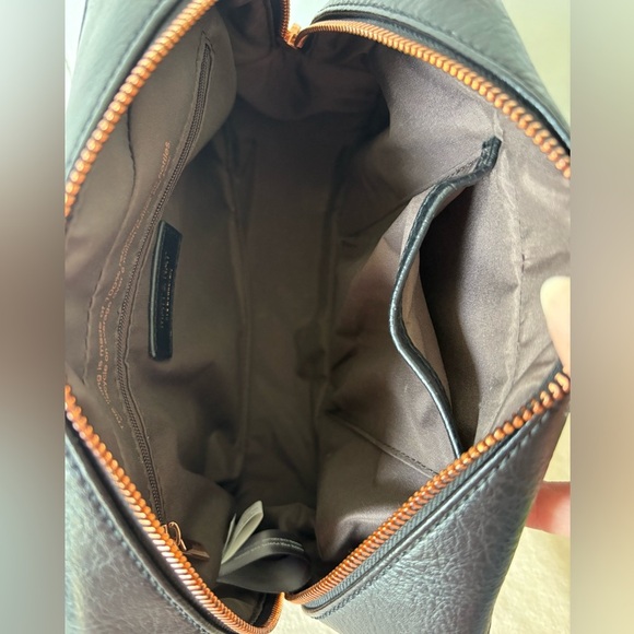 Matt & Nat Taha Satchel Bag Black Rose Gold - Picture 8 of 11